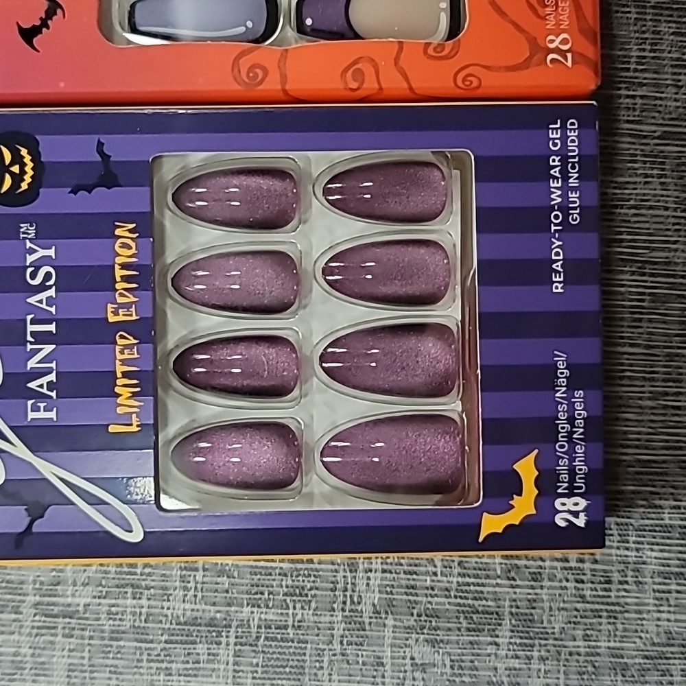 2 Packs Kiss Glue On Nails Purple Halloween New - Picture 2 of 5